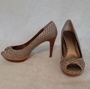 Moda "Phila" Snakeskin Peep Toe Heels - Size 10